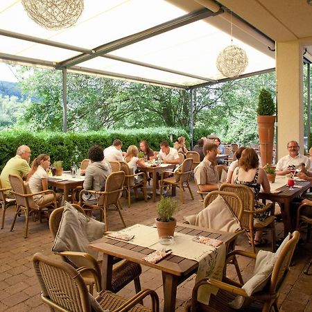 Hotel-Restaurant Haus Nicklass Ingelfingen Buitenkant foto